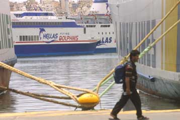 Νόμιμη η πολιτική επιστράτευση των ναυτεργατών, έκρινε η Ολομέλεια του ΣτΕ