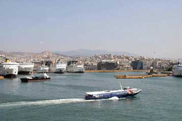 Τη διενέργεια διεθνούς διαγωνισμού για ΟΛΠ και ΟΛΘ εξετάζει η κυβέρνηση