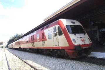 Εκπτώσεις στα εισιτήρια του ΟΣΕ και αλλαγές στα δρομολόγια του ΟΑΣΑ λόγω εκλογών