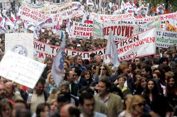 Αδιάλλακτη η κυβέρνηση στο ανοικτό μέτωπο με δασκάλους και μαθητές