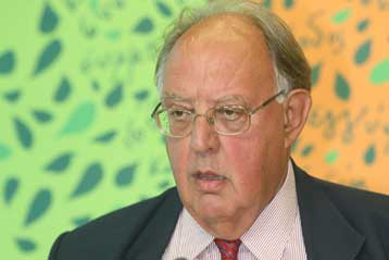 Επίθεση Πάγκαλου στην κυβέρνηση για την αγροτική πολιτική