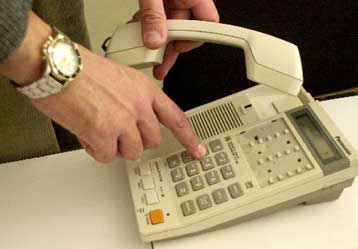 Κομισιόν καλεί Ελλάδα να επιταχύνει τις διαδικασίες για το «112»