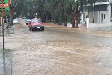 Μεγάλα τα προβλήματα από την κακοκαιρία και στα Χανιά