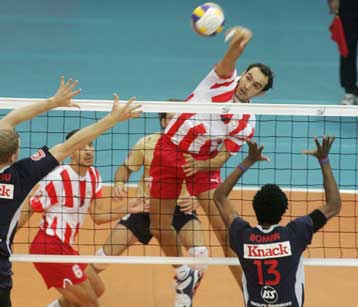 Σπουδαία νίκη του Παναθηναϊκού στην Ιταλία, επικράτηση με άγχος του Ολυμπιακού