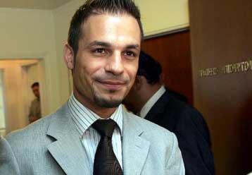 Εμείς το μεγαλύτερο γήπεδο στην Ελλάδα, υπόσχεται ο Ντέμης