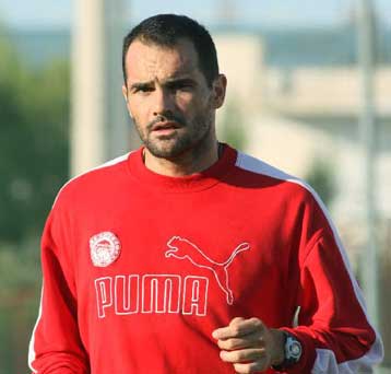 Μένει μέχρι να φύγει ο Καψής, που απολογήθηκε και στον Σ. Κόκκαλη