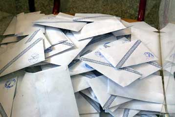 Πού θα ψηφίσουν οι πολιτικοί αρχηγοί