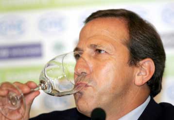 Από την αρχή στα δύσκολα ο Μουνιόθ, ντεμπούτο κόντρα στην Χαποέλ Τελ Αβίβ