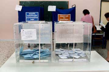 Κλείνουν οι κάλπες των δημοτικών και νομαρχιακών εκλογών