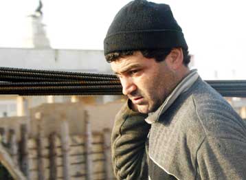 Ανατροπές και περισσότερη ευελιξία στην αγορά εργασίας δρομολογεί η κυβέρνηση