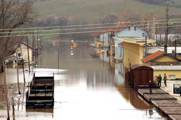 Τριμερής σύσκεψη στην Αλεξανδρούπολη για την αντιμετώπιση των πλημμυρών στον Έβρο