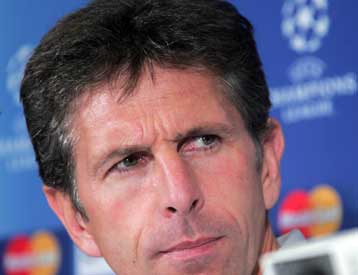 Ισορροπημένη, δυνατή και πλήρη χαρακτήρισε την ΑΕΚ ο Κλοντ Πιέλ