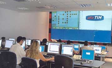 H Emirates Telecom υπέβαλε προσφορά για την εξαγορά της TIM Hellas