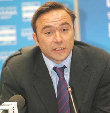 Αλλαγές στον ΚΑΠ θα εισηγηθεί η Σούπερ Λίγκα, παρών ο Σ. Κόκκαλης στη συνεδρίαση