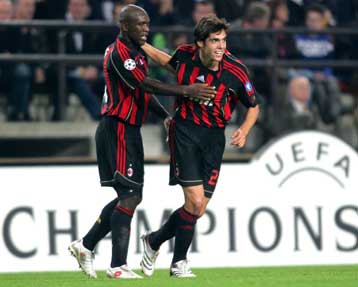 Οδηγεί την κούρσα η Μίλαν καθώς πέρασε με 1-0 από τις Βρυξέλλες