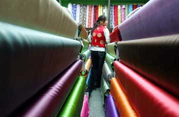 Υπερδιπλασιασμός του εμπορικού ελλείμματος της ευρωζώνης λόγω εισαγωγών από την Κίνα