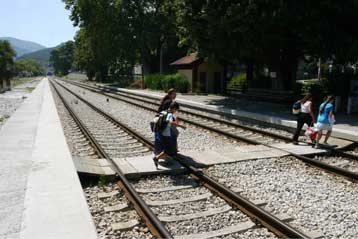 Δύο άτομα συνελήφθησαν για τις φθορές στις γραμμές του ΟΣΕ