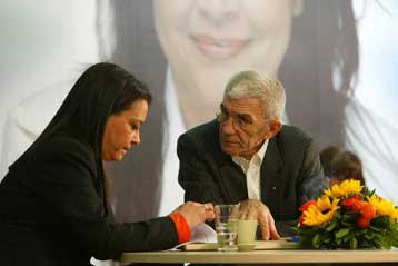 Εμείς δεν δίνουμε γραμμές, δηλώνει ο Γ.Μπουτάρης