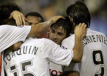 «Αφεντικό» του ομίλου η Βαλένθια, 2-0 την Σαχτάρ στο «Μεστάγια»