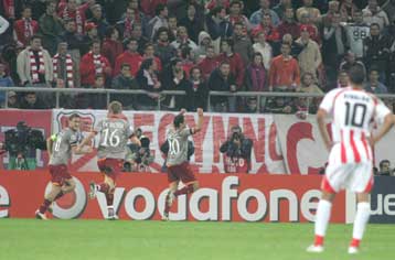 Έτσι όπως παίζουμε ούτε στο UEFA δεν θα βγούμε, εκτιμά ο Ριβάλντο