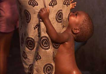 Δεκαοκτώ εκατομμύρια παιδιά ορφανά στην Αφρική σε δέκα χρόνια λόγω AIDS