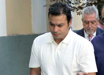 Σε ξυλοδαρμό αποδίδει την ομολογία του για την υπόθεση ΜΕΒΓΑΛ ο Κ.Κωνσταντινίδης