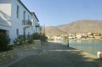 Επενδυτικά κεφάλαια αναζητούν ευκαιρίες στην ελληνική αγορά παραθεριστικής κατοικίας