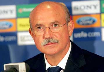 Νίκη «για μας και τους οπαδούς μας» ζητάει κόντρα στον Παναθηναϊκό ο Φερέρ