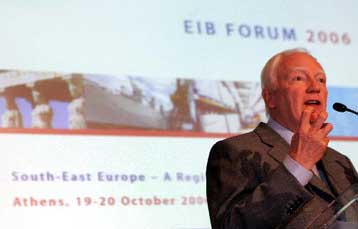 Πάνω από ένα δισ. ευρώ οι δανειοδοτήσεις της ΕΤΕπ στην Ελλάδα το 2007