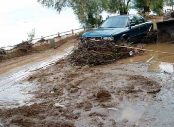 Καταστροφές από πλημμύρες στη Μεσσηνία λόγω ξαφνικής νεροποντής