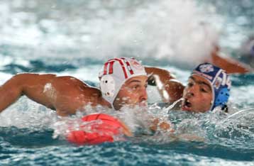 Πλώρη για τους «16» έβαλαν Πανιώνιος και Ολυμπιακός, θέλουν νίκη την Κυριακή