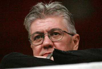 O Γκαγκάτσης διαψεύδει τον Καστίγιο περί προσφοράς 1 εκ.ευρώ