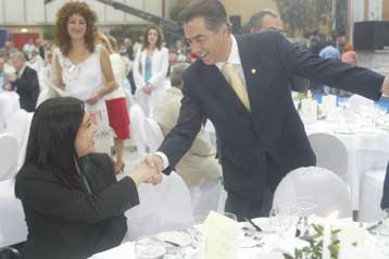 Νέα τετραετία «βλέπει» ο Β.Παπαγεωργόπουλος, κάλεσμα στις κάλπες από τη Χρ.Αράπογλου