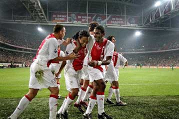 Περίπατος του Αγιαξ στο ντέρμπι με τη Φέγενορντ του Χαριστέα