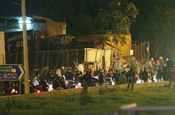 Οπαδοί του Ολυμπιακού αποδοκίμασαν την ομάδα, τεταμένες οι σχέσεις Σόλιντ-Ριβάλντο