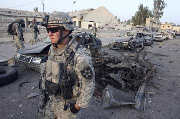 Είπε …ξείπε Αμερικανός διπλωμάτης για τα περί «αλαζονείας» και «βλακείας» στο Ιράκ