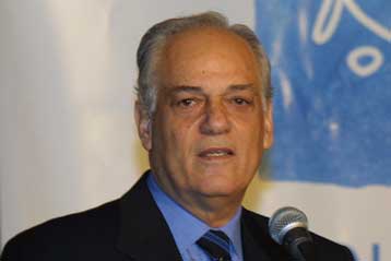 «Διαξιφισμοί» στο εσωτερικό της Λαϊκής εν όψει της συγχώνευσης με Marfin και Εγνατία