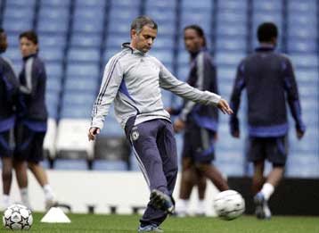 Δοκιμάζει τον Γάλλο τερματοφύλακα Πορατό η Τσέλσι