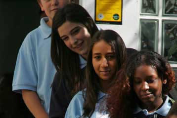 Bρετανοί έφηβοι, οι πλέον ενεργοί σεξουαλικά στην Ευρώπη