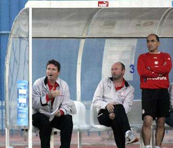 Για εντέχνως διογκωμένη ένταση μιλά ο Ολυμπιακός, ένταση μεταξύ Σόλιντ και Γεωργάτου