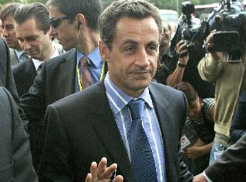 Προεδρικές εκλογές στις 22 Απριλίου ανακοίνωσε ο Νικολά Σαρκοζί