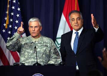 Σε θέση άμυνας η κυβέρνηση Μπους «φωνάζει» ότι είναι εφικτή η επιτυχία στο Ιράκ