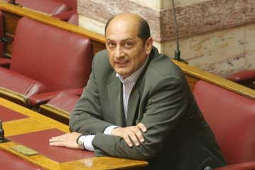 Ενδεχόμενο παρέλευσης του χρονικού ορίου για την άρση της ασυλίας του Π.Μαντούβαλου