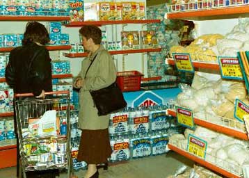 Παράνομη πώληση μεταλλαγμένου ρυζιού σε σούπερ μάρκετ καταγγέλλει η Greenpeace