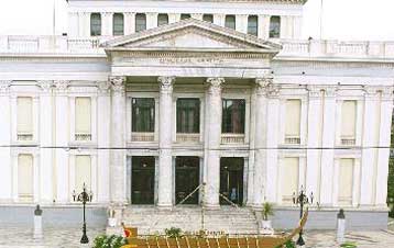 Σύσκεψη στο ΥΠΠΟ για έργα σε Πειραιά, Σαλαμίνα και Κύθηρα