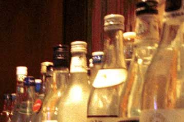 Πρωτοβουλία της Κομισιόν κατά της κατανάλωσης αλκοόλ