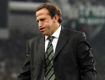 Νίκες – βάλσαμο στα προβλήματά τους αναζητούν Ολυμπιακός και ΠΑΟ την 8η αγωνιστική