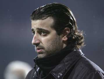 Αφαιρούνται 4 βαθμοί από τον Ιωνικό, «στοπ» στον Κανελλάκη, πρόστιμα για το ντέρμπι