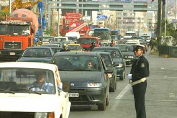 Αυξημένη κίνηση και ειδικά μέτρα της Τροχαίας στα εθνικά οδικά δίκτυα