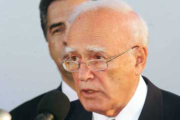 Έκθεση χάλκινων σινιών εγκαινίασε στο Λαογραφικό Μουσείο Θεσσαλονίκης ο Κ.Παπούλιας